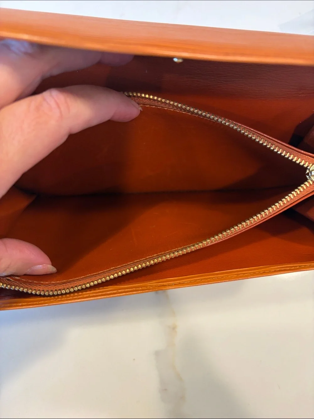 Louis Vuitton sleek louis